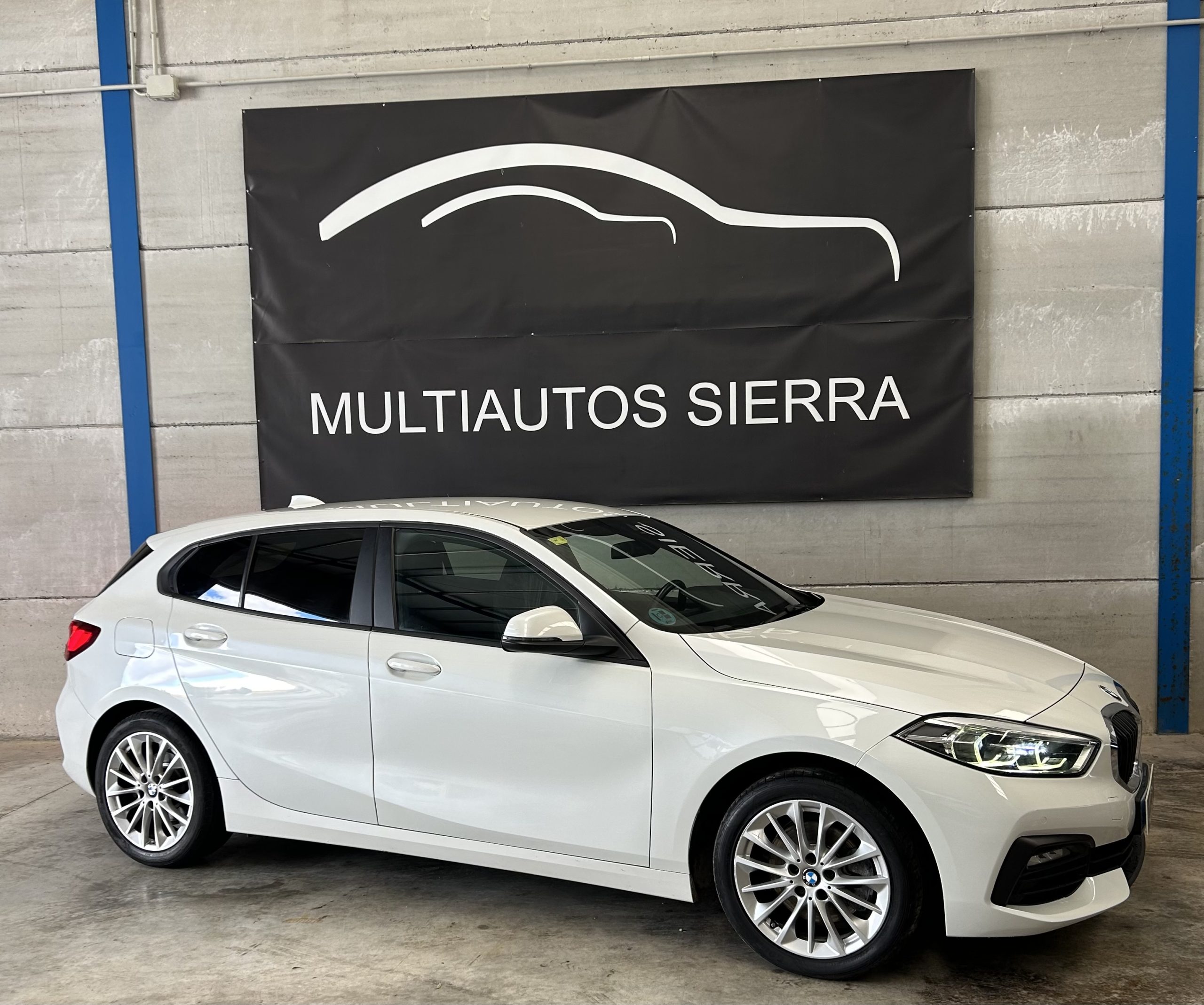 BMW SERIE 1 118I