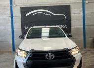 TOYOYA HILUX.