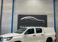 TOYOYA HILUX.